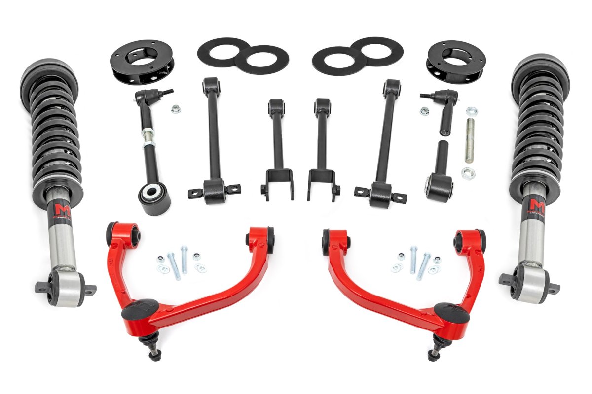 Ford Expedition Suspension Lift Kit - Rough Country - 3 Inch Lift + UCA + M1 Struts - '18-'24